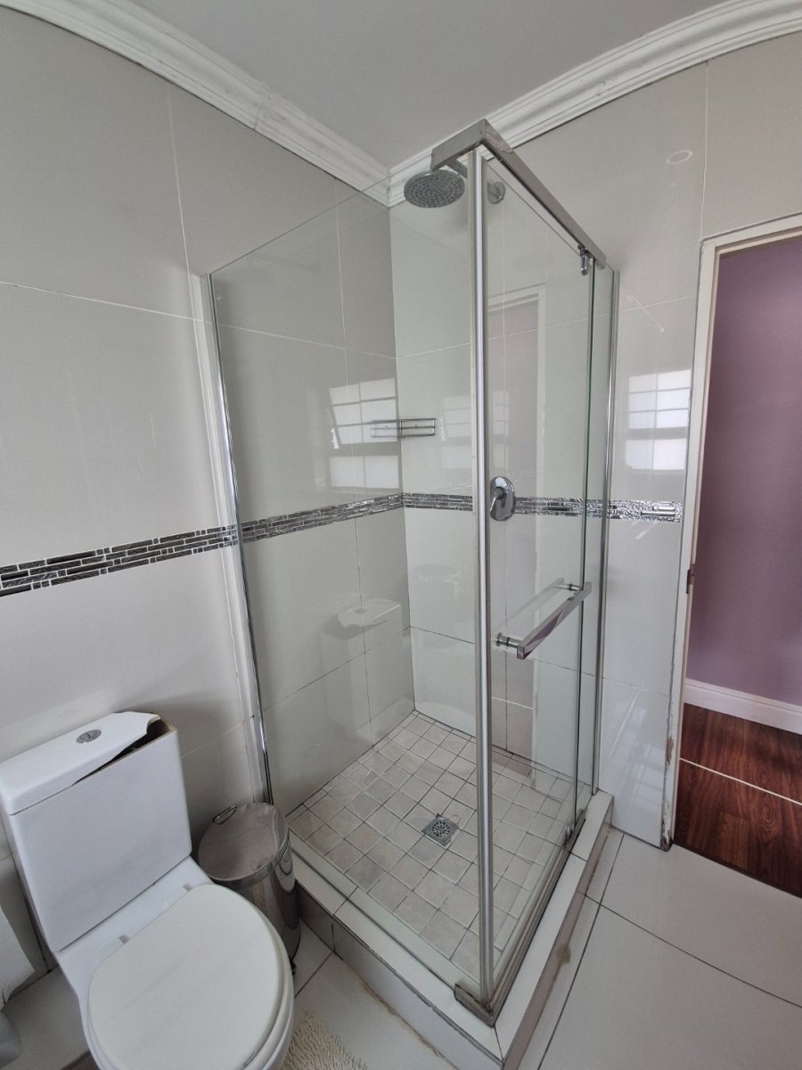 3 Bedroom Property for Sale in Weybridge Park Eastern Cape